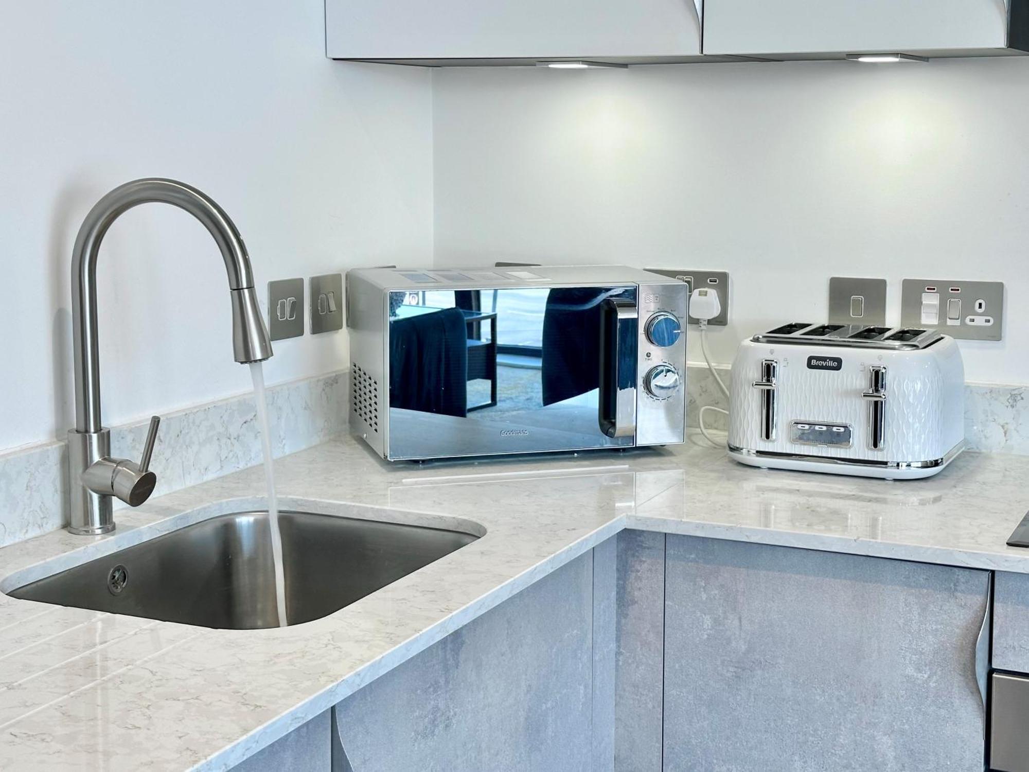 Icona Luxury Apartment With Minster Views & Allocated Parking York Exterior foto